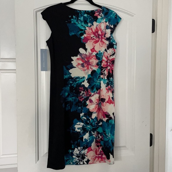 Size 8, NWT 95/5 poly span London Times - Picture 6 of 7